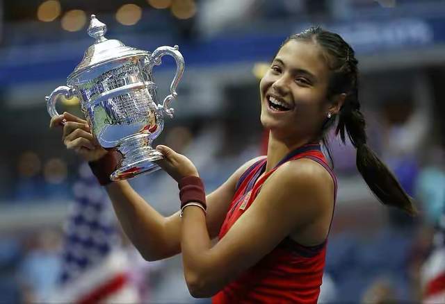 瓦科还在维 瓦科还在维